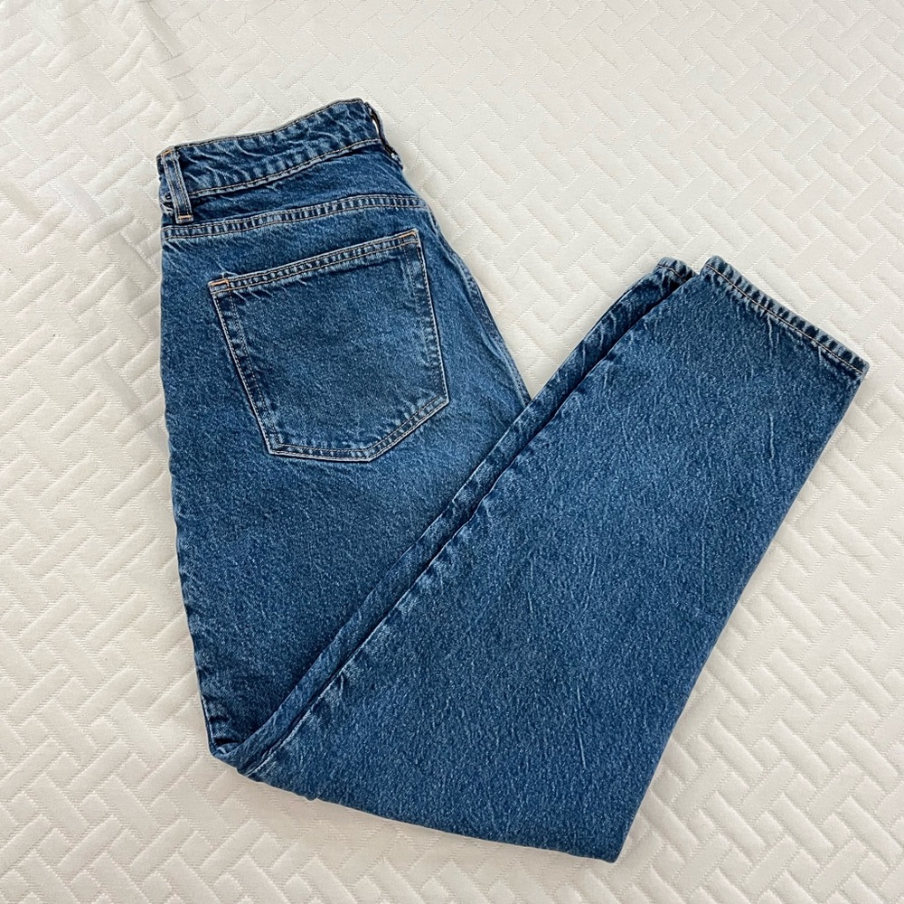 H&M HIGH RISE SLIM LEG MOM JEANS - Picture 4 of 6